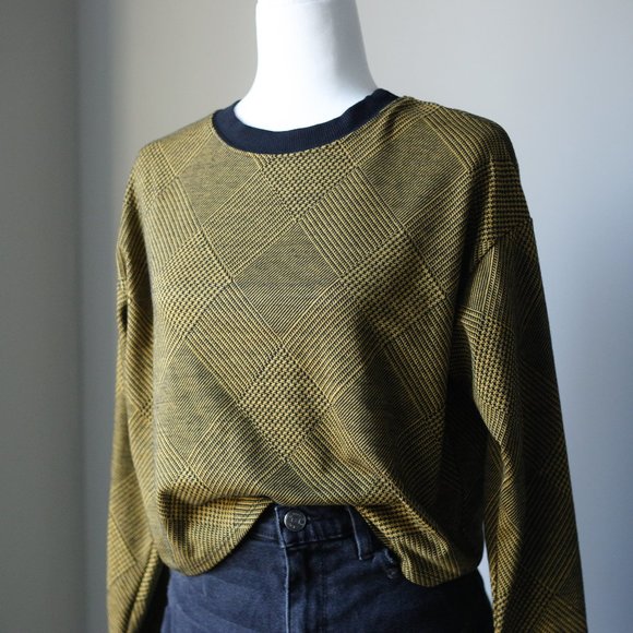 Forever 21 Contrast Trim Glen Plaid Top - Picture 6 of 6